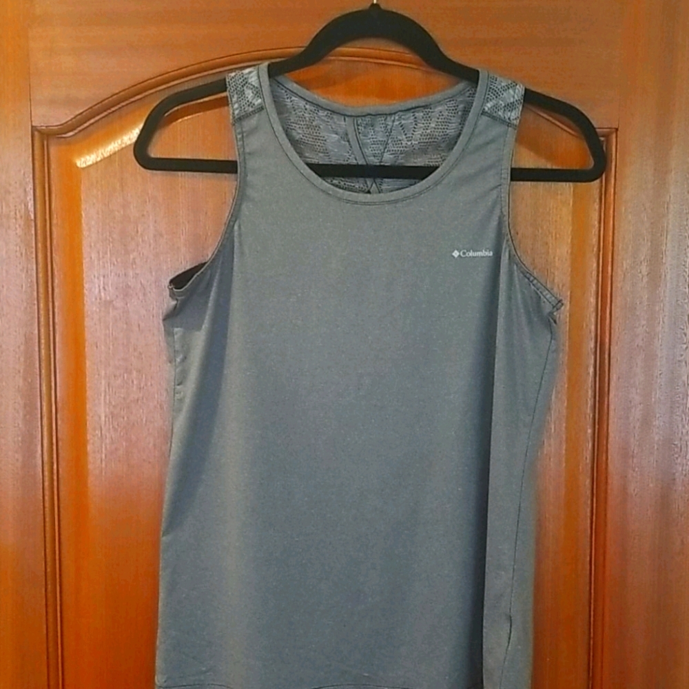 Columbia Tank Top- size M- Color Gray